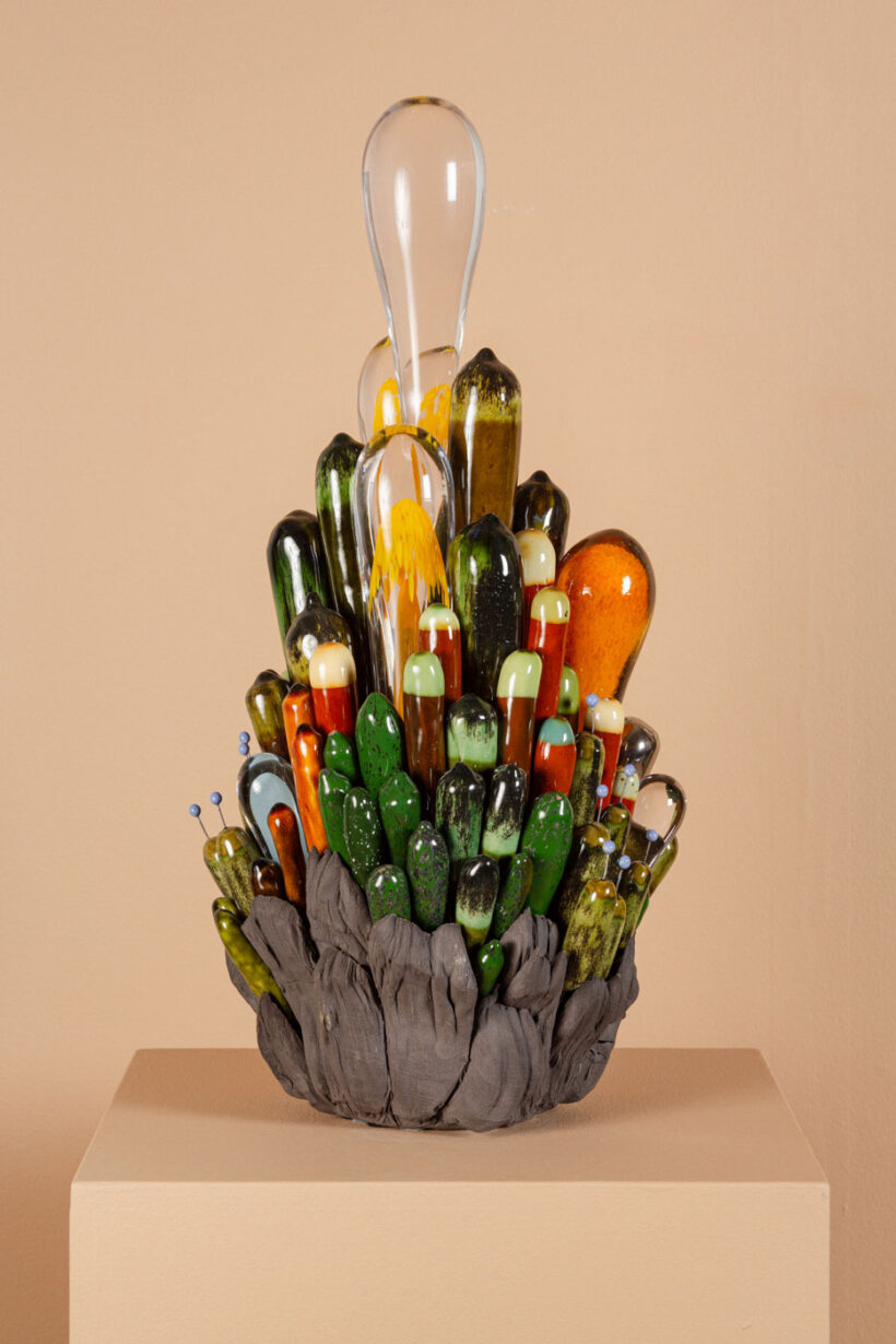 matiaskarsikas_glass_ceramic_artwork_lovesmelovesmenot_lokalhelsinki2025-62