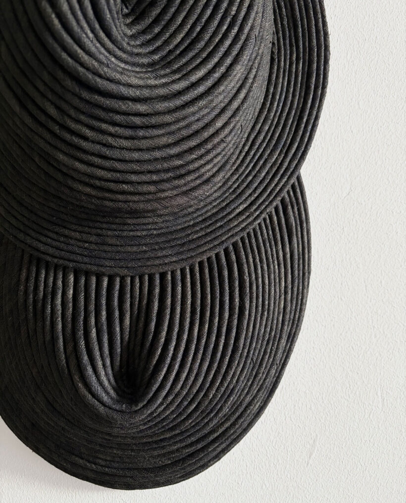 Sini-Villi_Volcano_2025_close