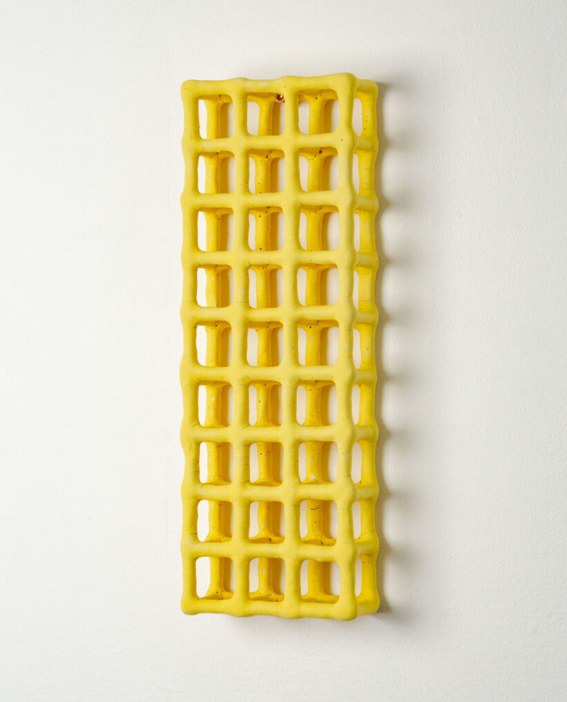 akikomori_artwork_ceramic_wall_relief_lokalhelsinki2026-4