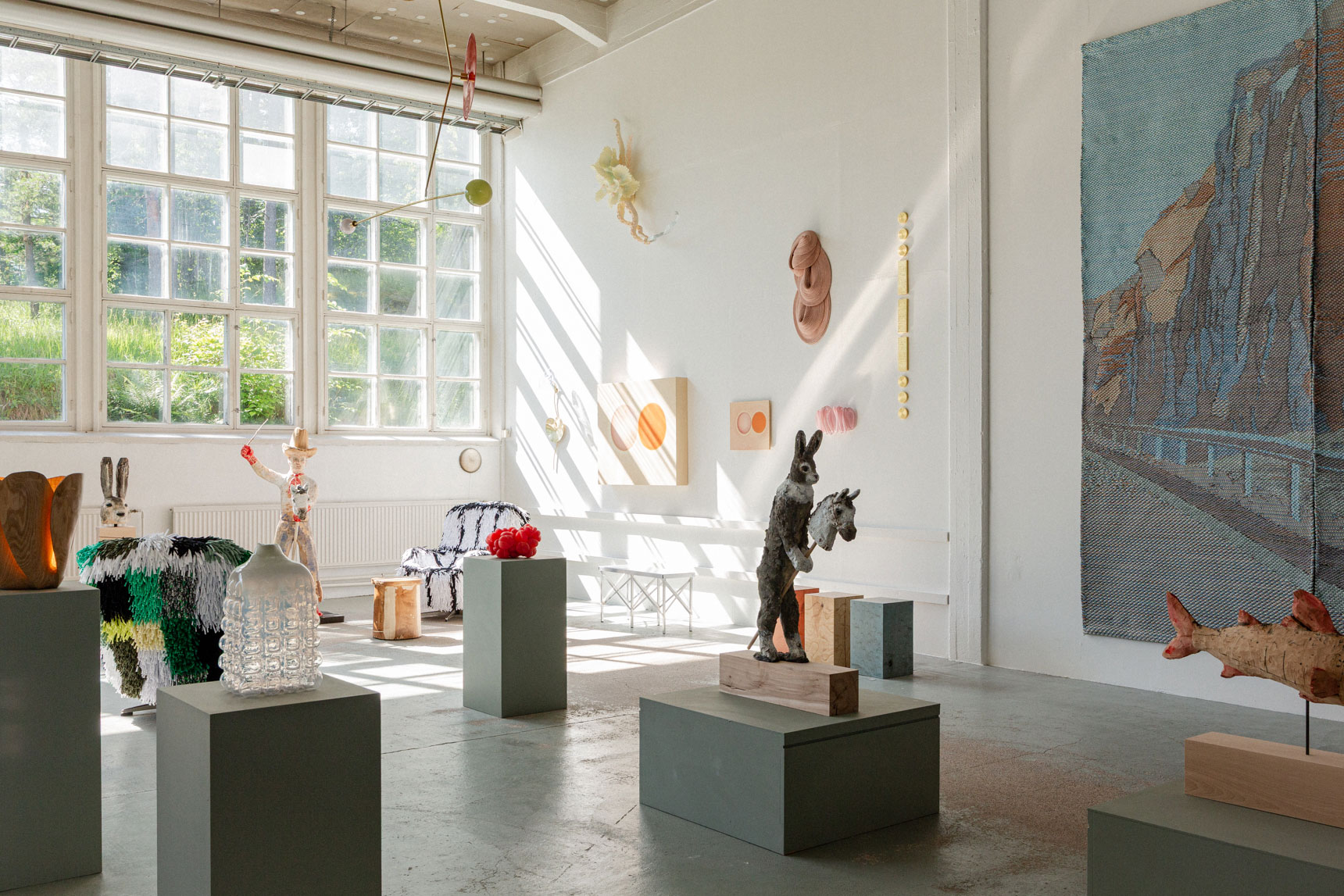 exhibition_installation_artwork_atfirstblush_billnas_lokalhelsinki2026-8