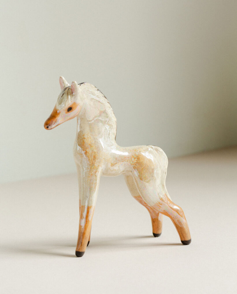 maisamajakka_horse_figurine_ceramic_artwork_lokalhelsinki2026-35
