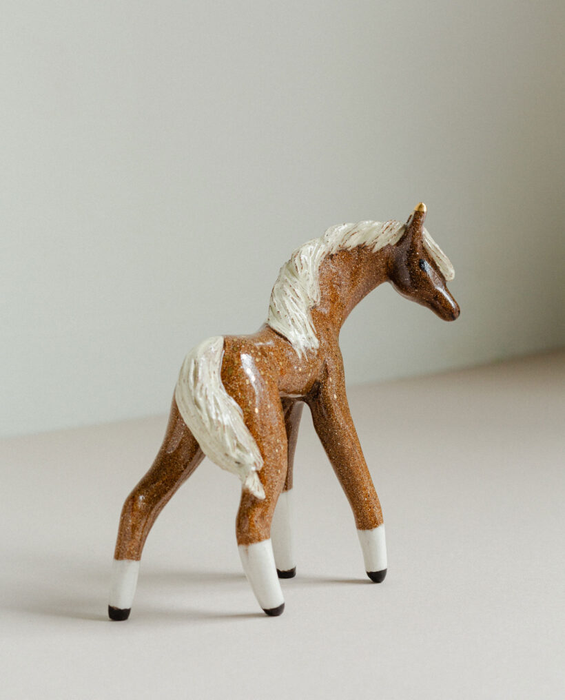 maisamajakka_horse_figurine_ceramic_artwork_lokalhelsinki2026-41